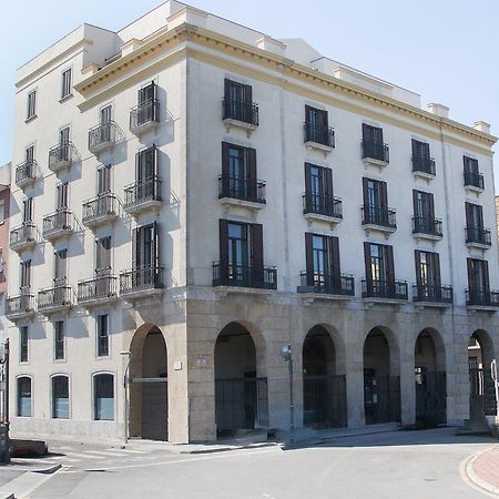 טראגונה Port Plaza Apartments מראה חיצוני תמונה